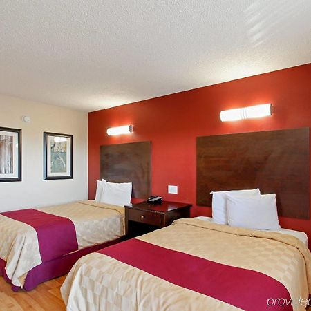 Red Roof Inn Мохаве Екстериор снимка