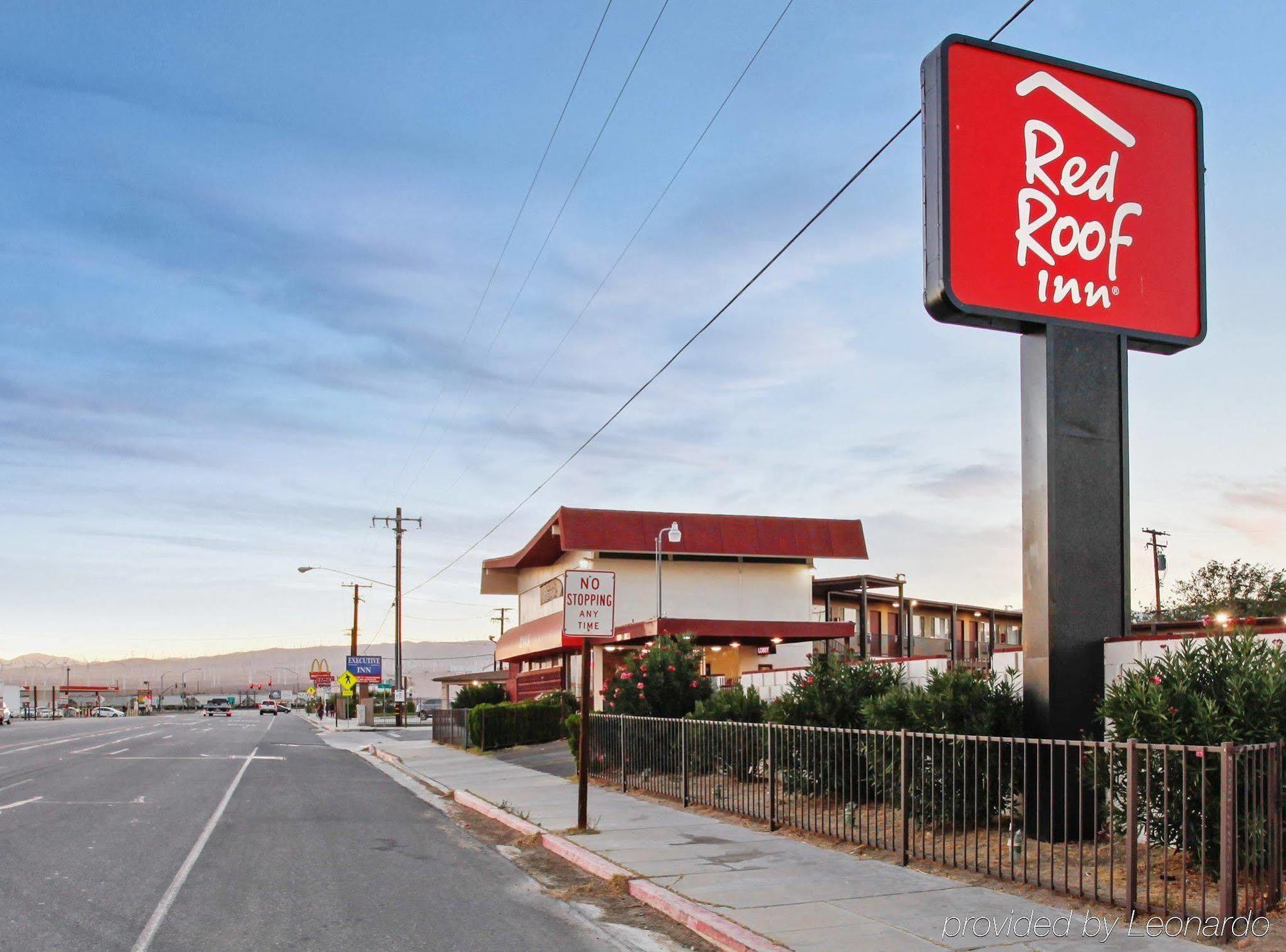 Red Roof Inn Мохаве Екстериор снимка